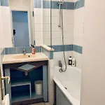 Bel Cosy En Avec Piscine Apartament