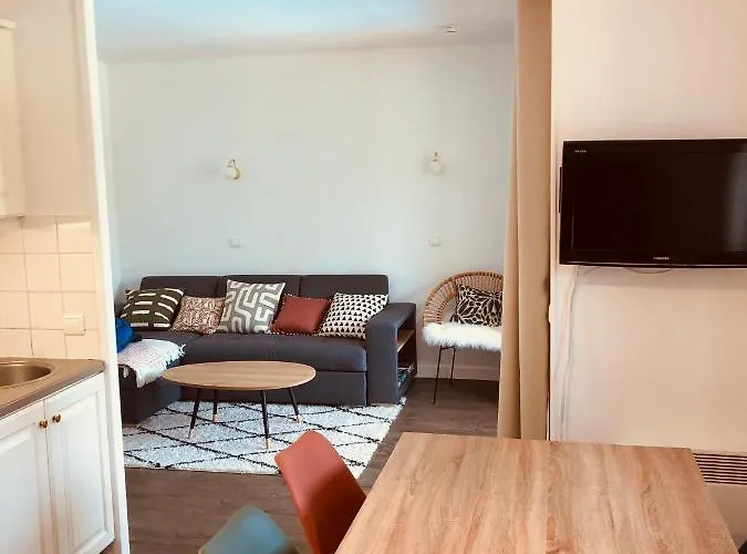 Bel Cosy En Avec Piscine