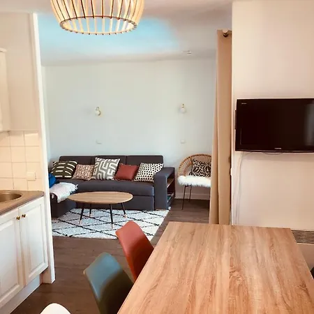 Bel Cosy En Avec Piscine